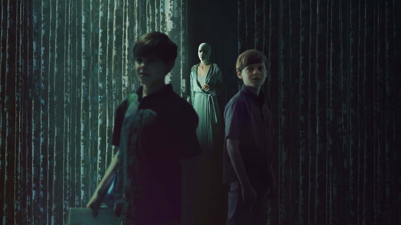Goodnight Mommy backdrop