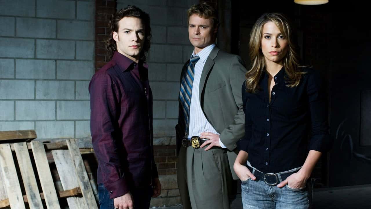 Blood Ties backdrop