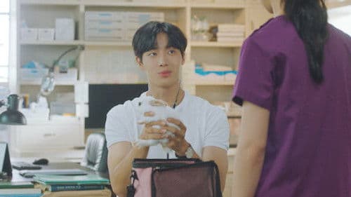 Episode 7 still
