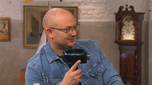 Episode 42 still