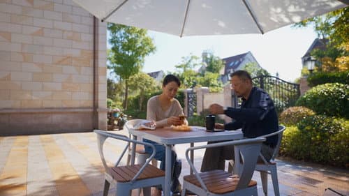 Episode 25 still