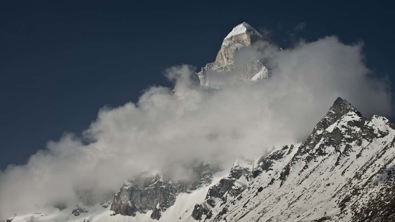 Czech Himalayan adventure backdrop